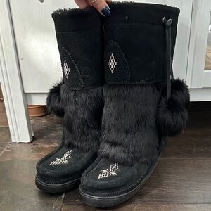 Black Fur-Trimmed Women's Boots